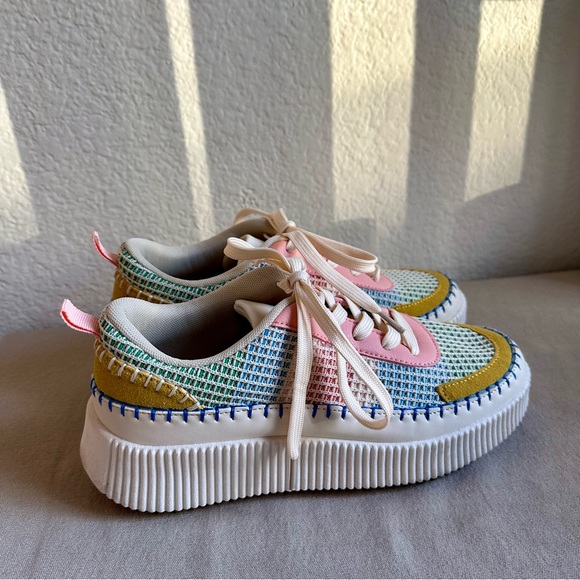 TOP Moda Multicolored Embroidered Sneakers - Picture 2 of 5